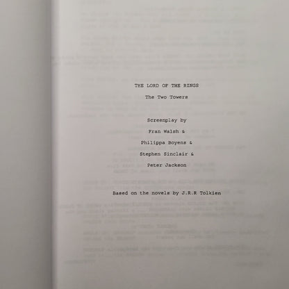 Primera página del Screenplay de The Lord of the rings: The two Towers